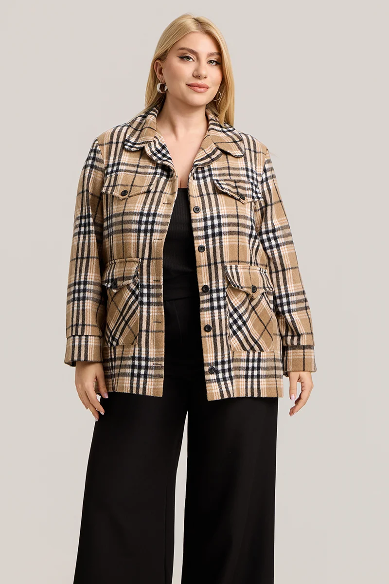 Plus Size Jacket Καρό με Τσέπες σε Μπεζ & Μαύρο