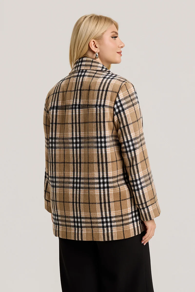 Plus Size Jacket Καρό με Τσέπες σε Μπεζ & Μαύρο