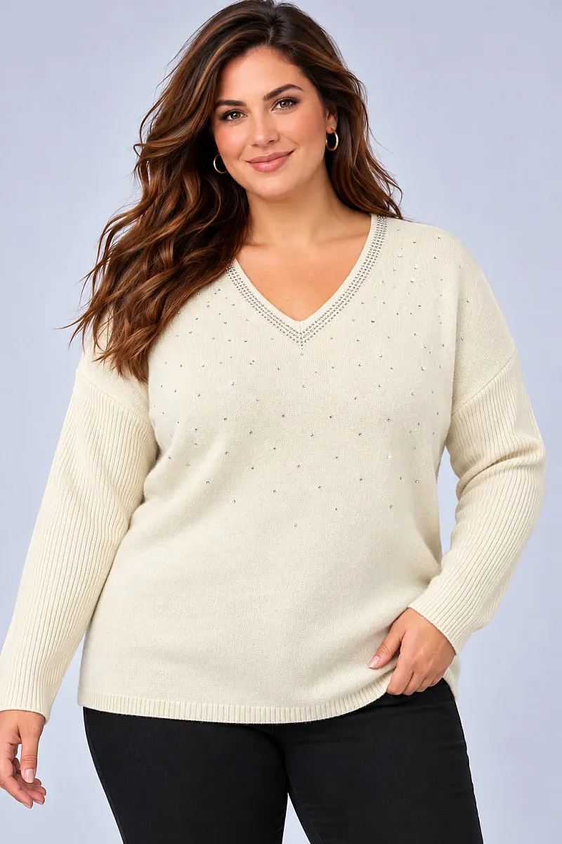 Κρεμ Πλεκτή Μπλούζα Plus Size με V και Στρας