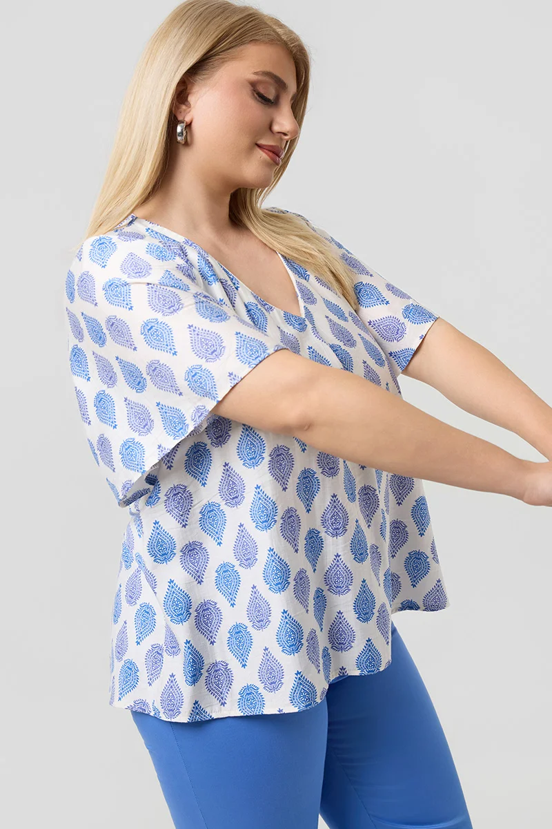 Λευκή Μπλούζα με Μπλε Print Plus Size