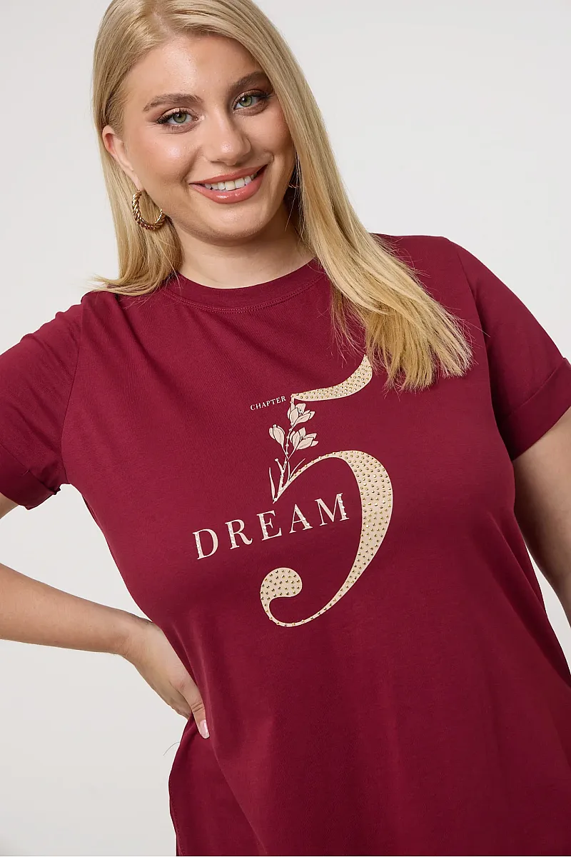  Μπορντό T-Shirt Με Χρυσή Στάμπα Και Στράς