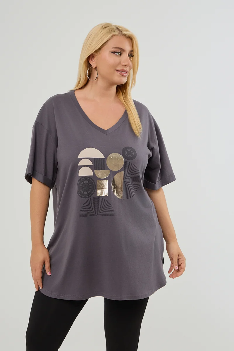 Μοντέρνο Plus Size T-Shirt Πούρο 