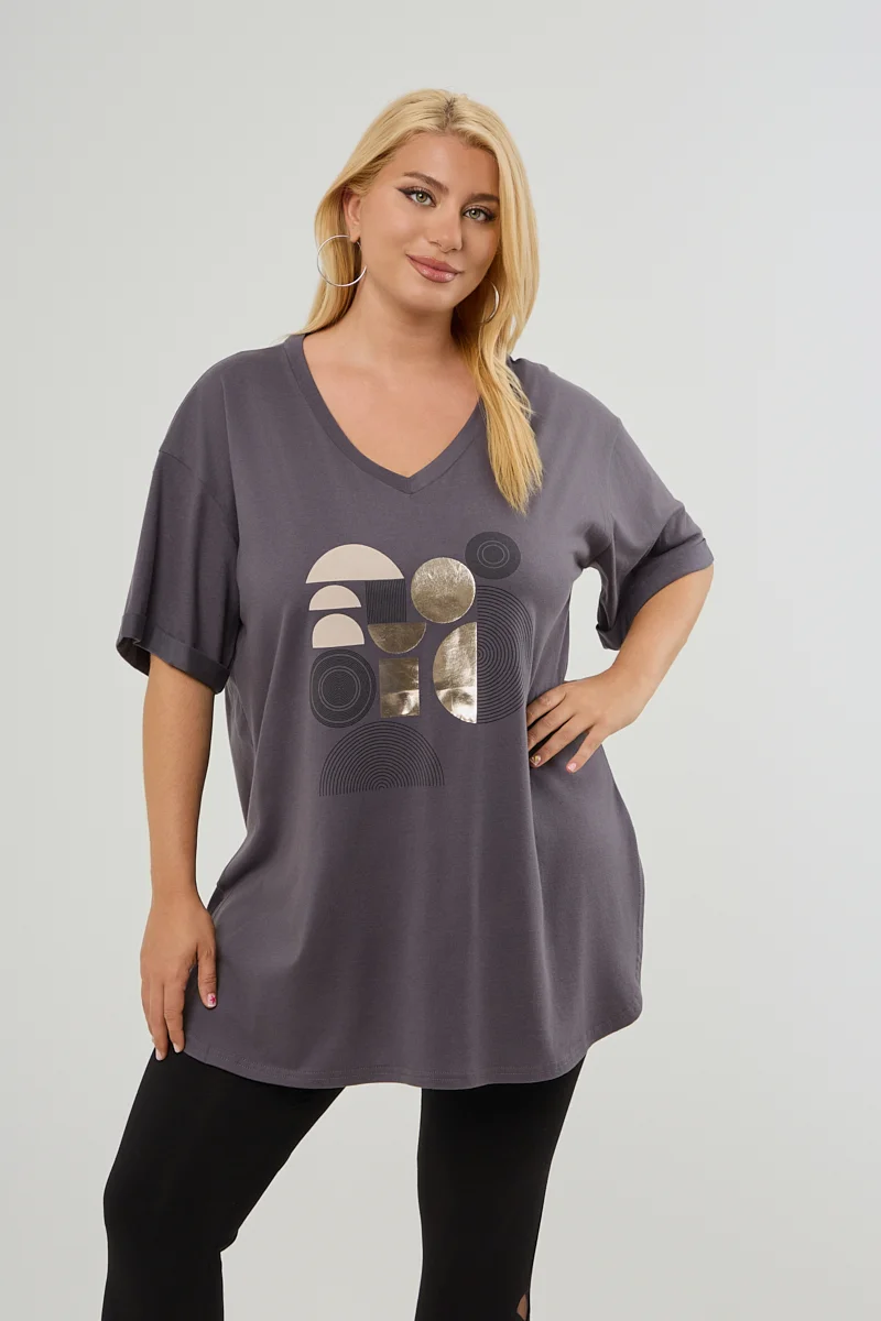 Μοντέρνο Plus Size T-Shirt Πούρο 