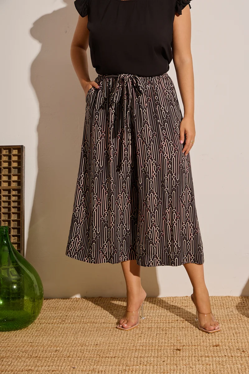 Μαύρο Cropped Παντελόνι Με Γεωμετρικό Σχέδιο 