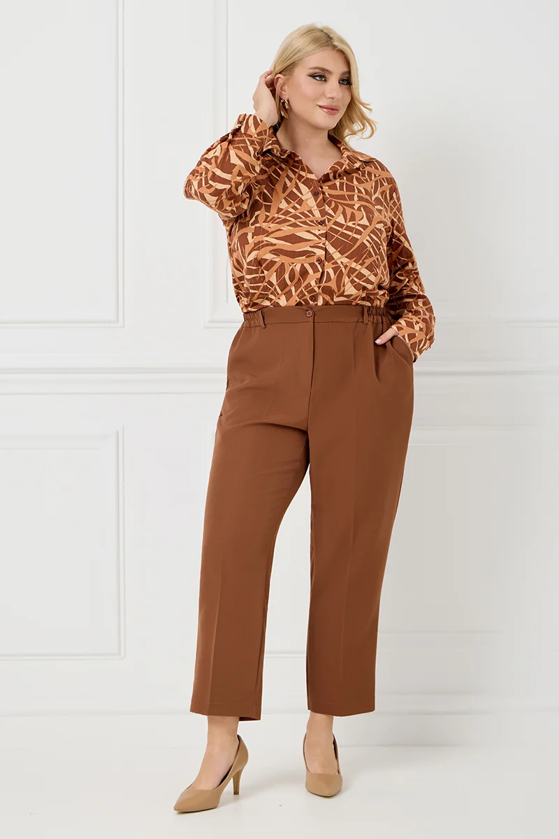 Κομψό Plus Size Παντελόνι Σοκολατί 
