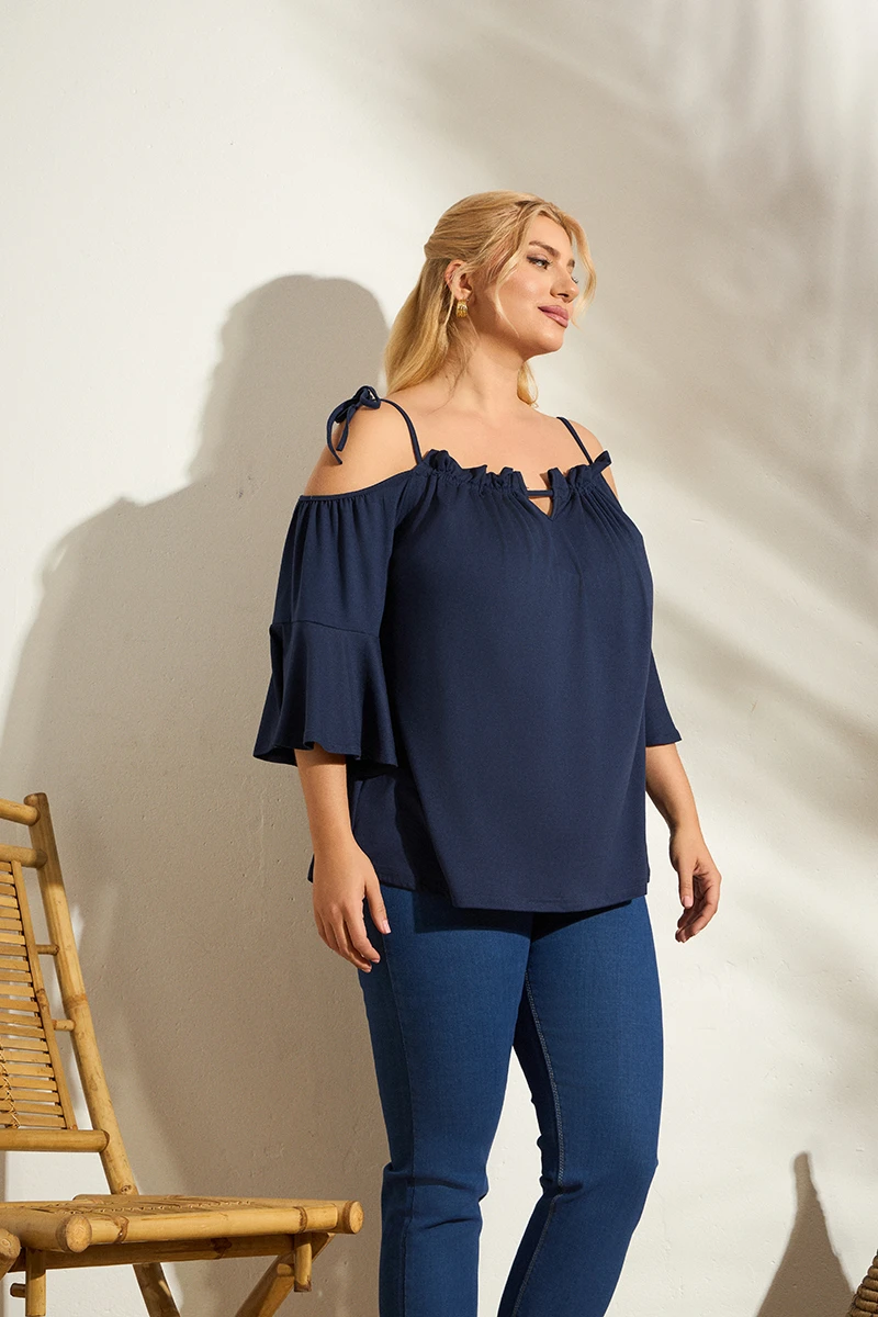 Ελαστική Off-Shoulder Μπλούζα με Βολάν